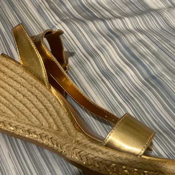 Lily Pulitzer shoes - Picture 3 of 5